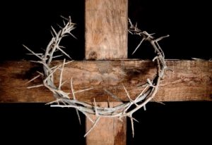 6187141-crown-of-thorns-hung-around-the-easter-cross